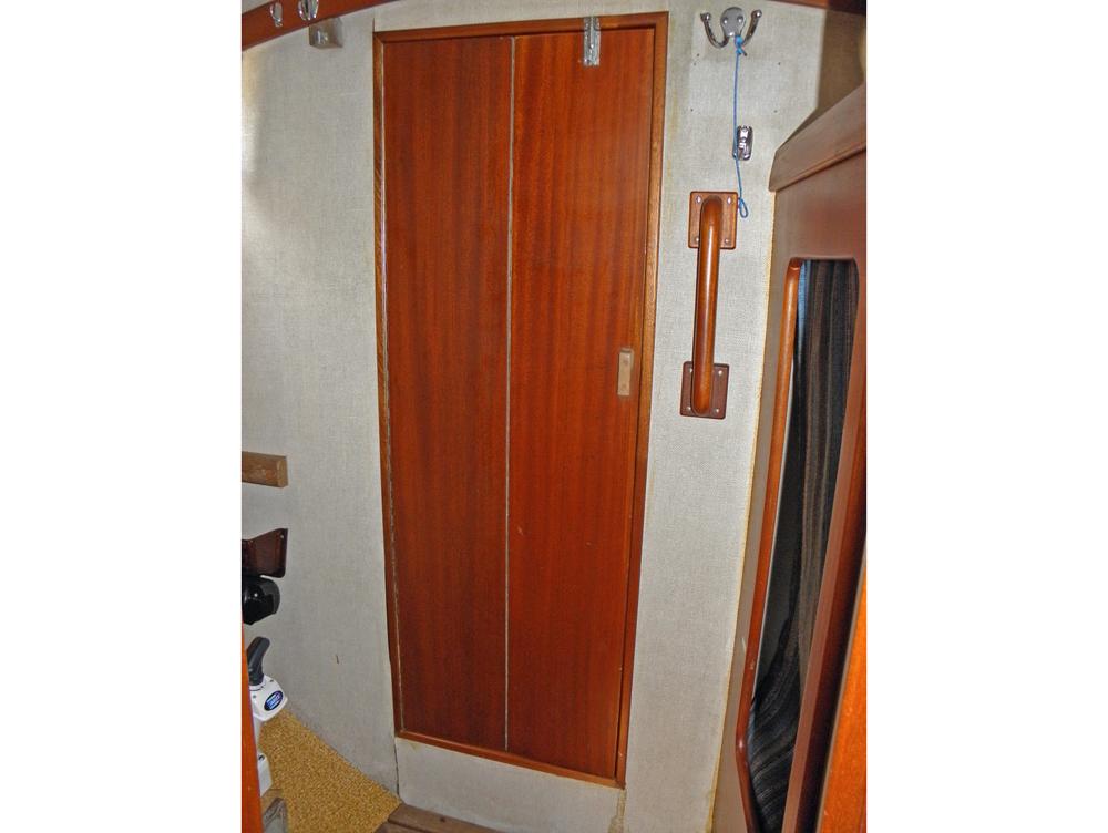 Fore ship, Accommodation